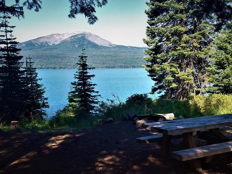 Campsite overlooking Mount Bailey at Diamond Lake Campground, Umpqua National Forest