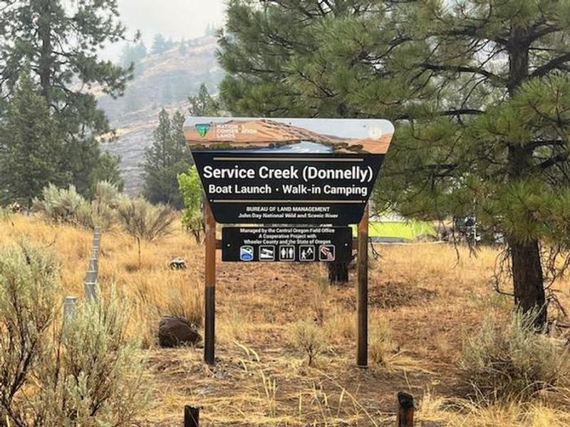 Service Creek Boat Launch and Walk-in Camping site ID sign