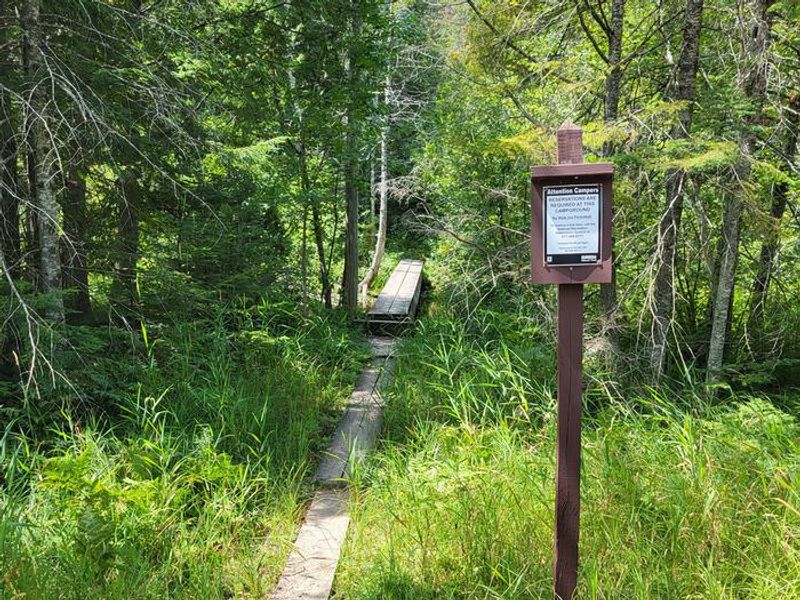 Ewing Point start of trail