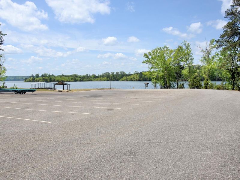 Victoria Day Use Boat Ramp Parking