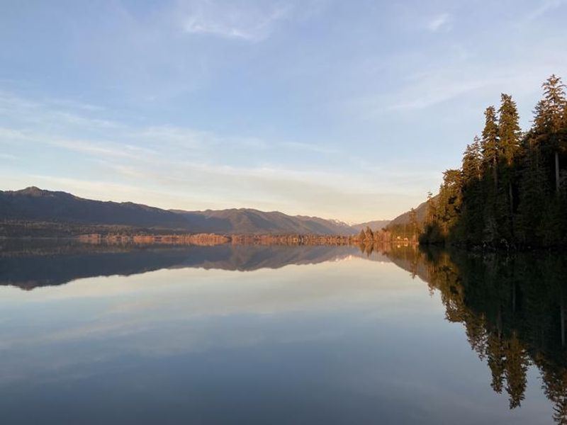 A photo of facility WILLABY CAMPGROUND with Waterfront