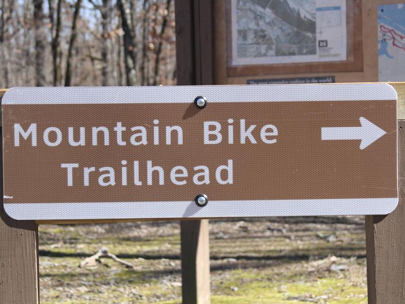 AWESOME MOUNTAIN BIKE TRAILS