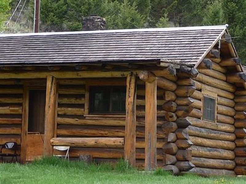 Birch Creek Cabin