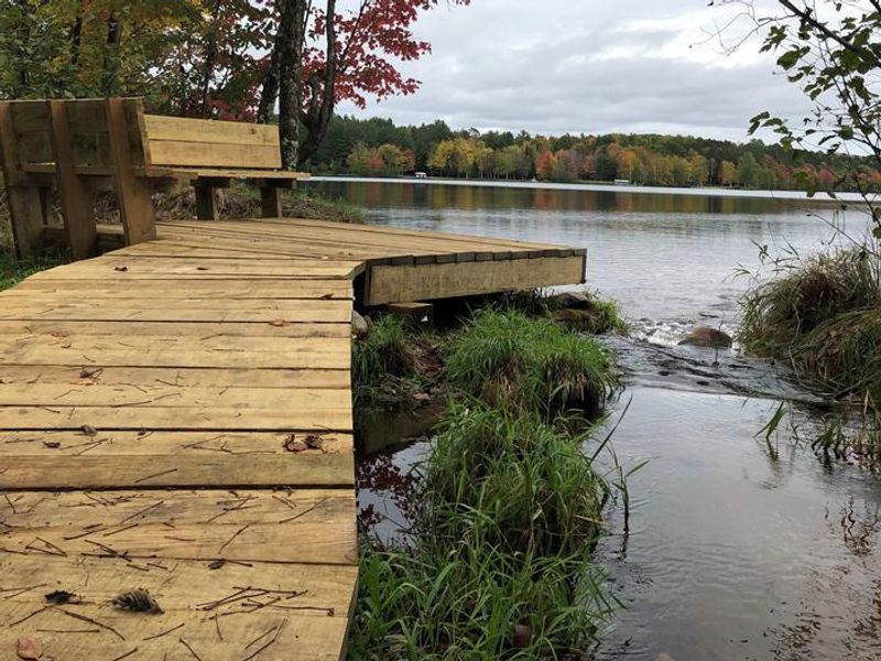 Boardwalk accessing Butternut Lake along the Franklin Lake Nature Trail