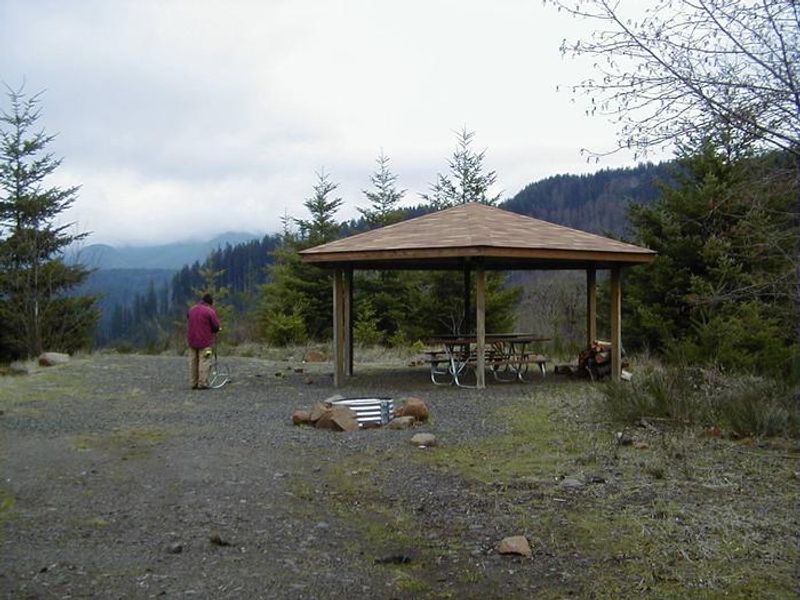 upper picnic shelter