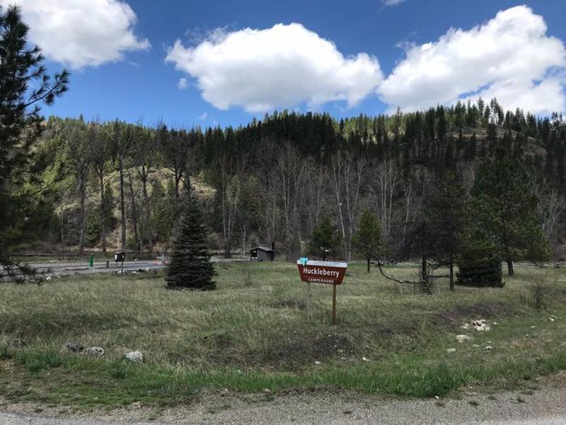 Huckleberry Campground Entrance Sign