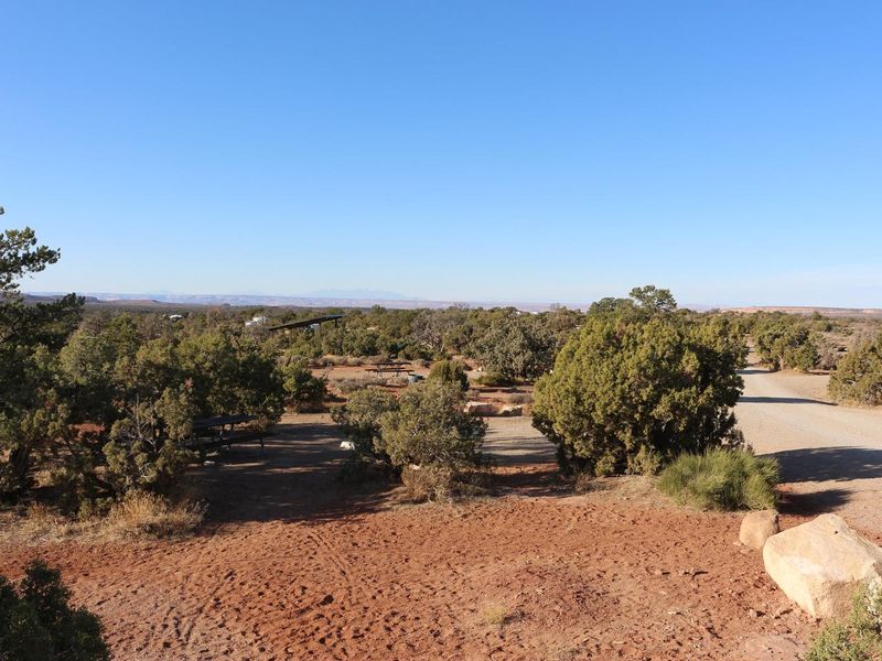view from the Horsethief Campground
