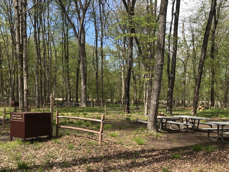 Layout of one of the 5 campsites you will find at Valley View.