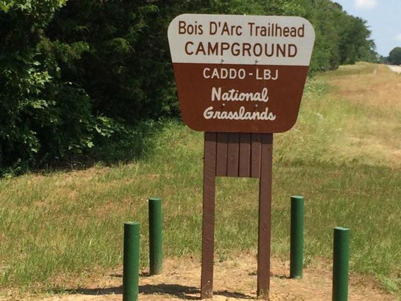 Bois D'Arc Trailhead