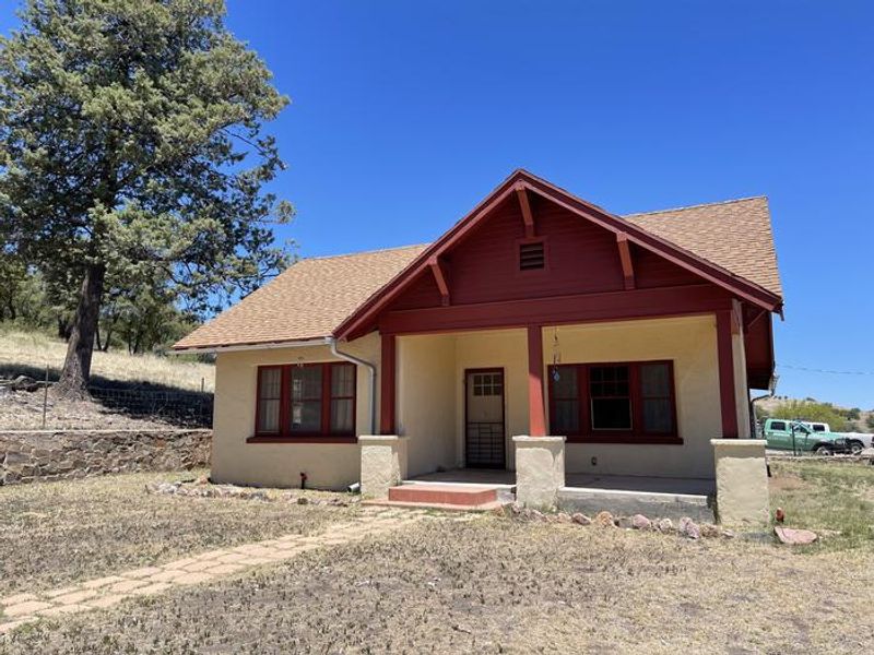 Canelo Ranger Residence front patio entrance