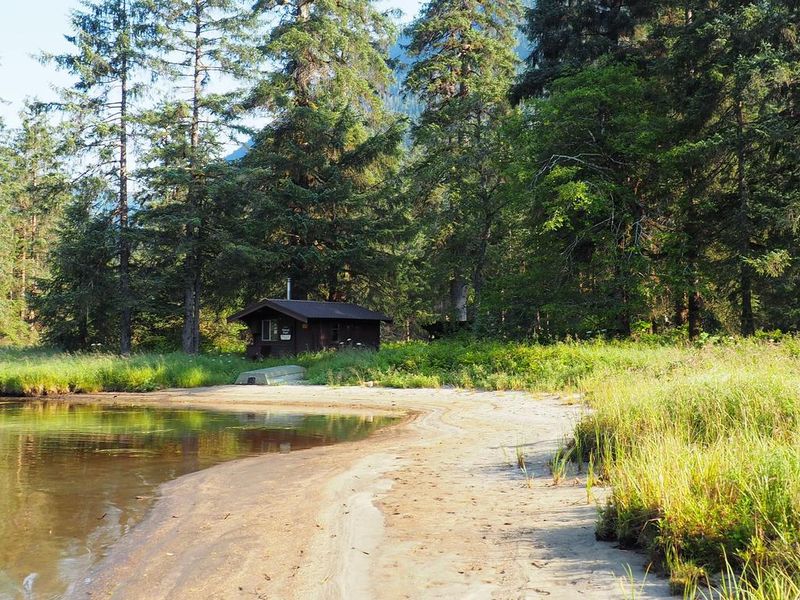 Marten Lake Cabin exterior scenery
