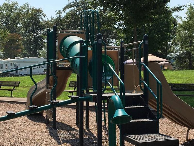 WILLOW GROVE CAMPGROUND