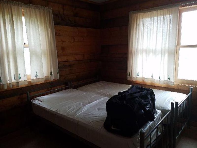 Jack Crew Quarters 24