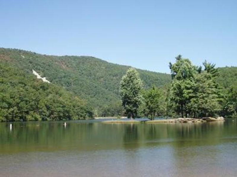 Lower Sherando Lake