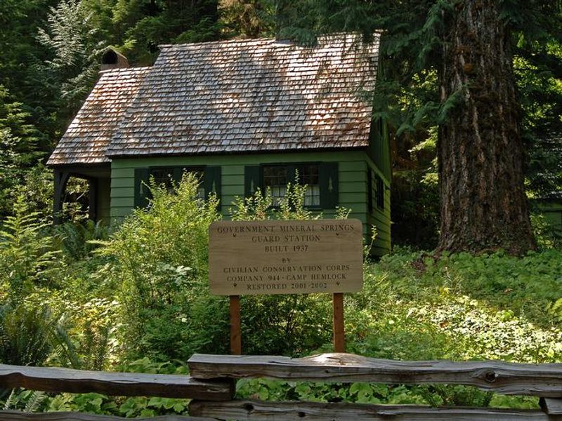 Government Mineral Springs Guard Station