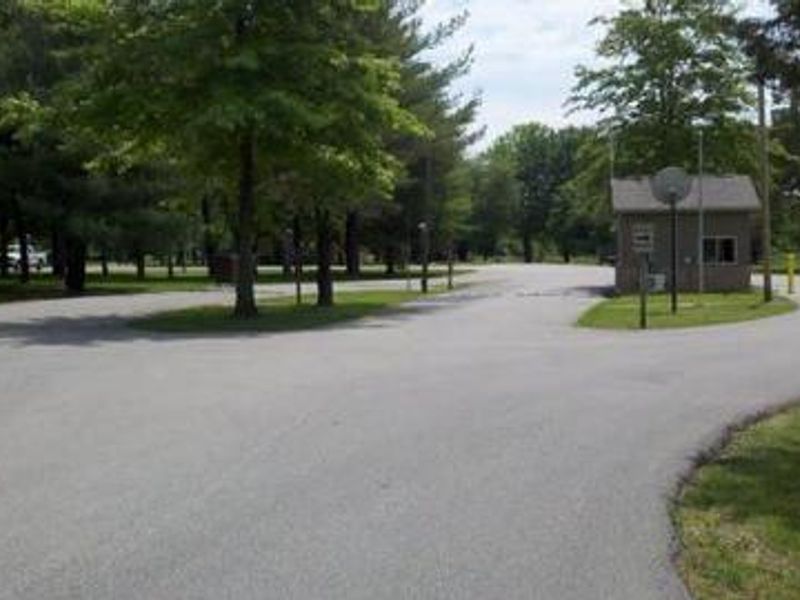 View of Dam West Campground entrance.