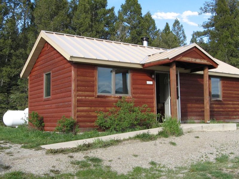 Calf Creek Cabin