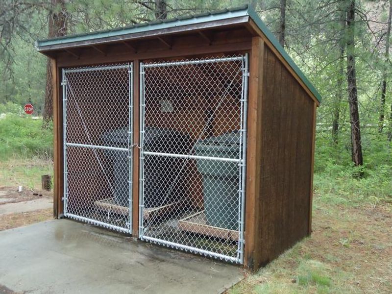 Sloway Trash Enclosure
