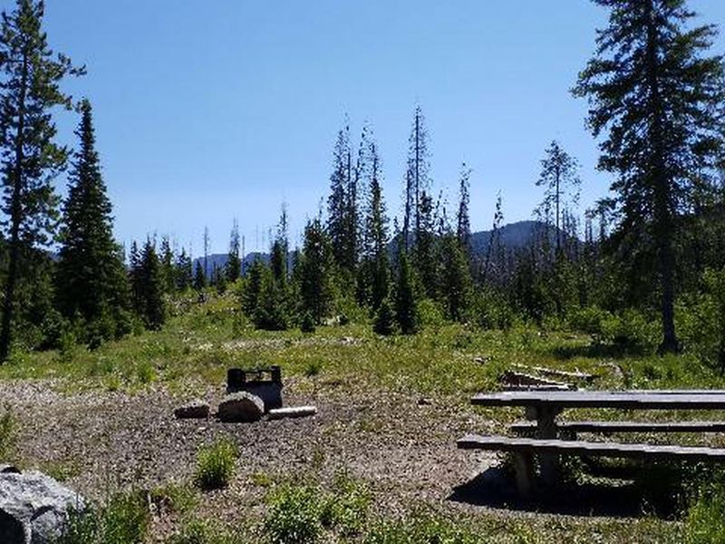 Seedhouse Campground, Site 17, View of Zirkel Wilderness
