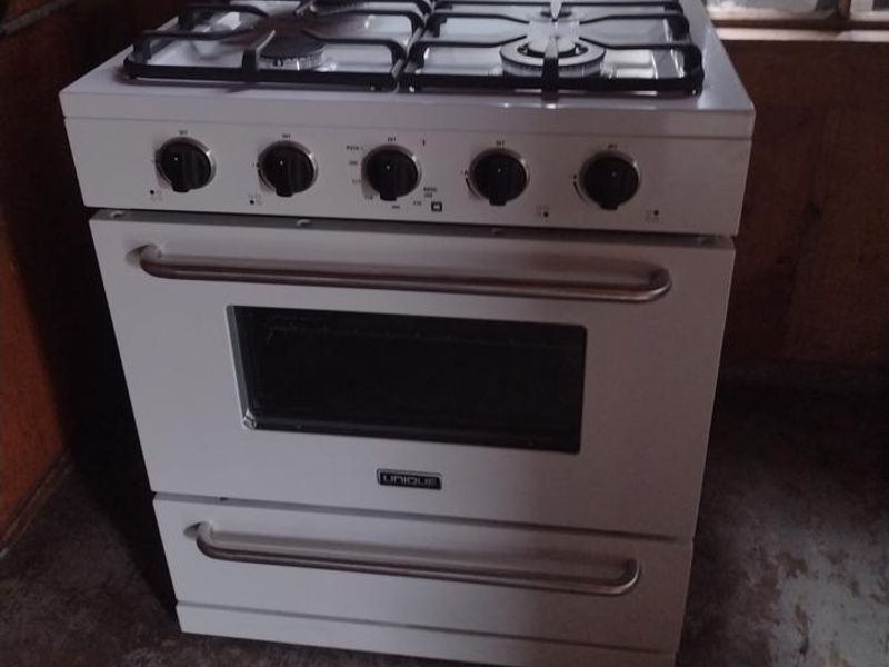 Propane cookstove