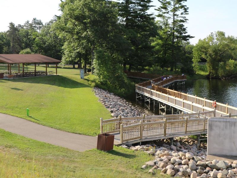 Main Fishing Pier at Cross Lake 