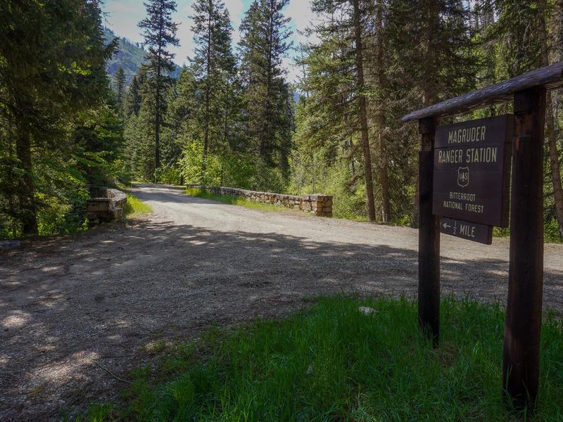 Directional Sign for Magruder Rangers Station