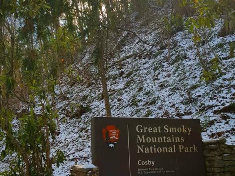 Snow and sun. Winter at Cosby.