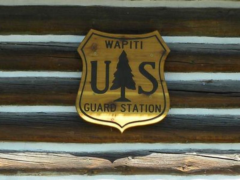 Wapiti Cabin