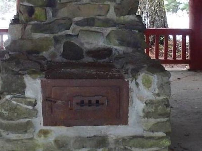 CCC era picnic shelter