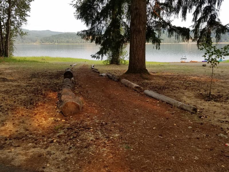 Shared path to Cottage Grove Lake