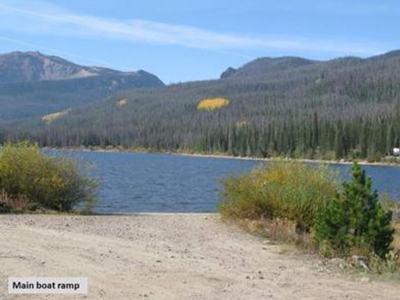 Big Creek Lakes Main Boat Ramp Photo 1