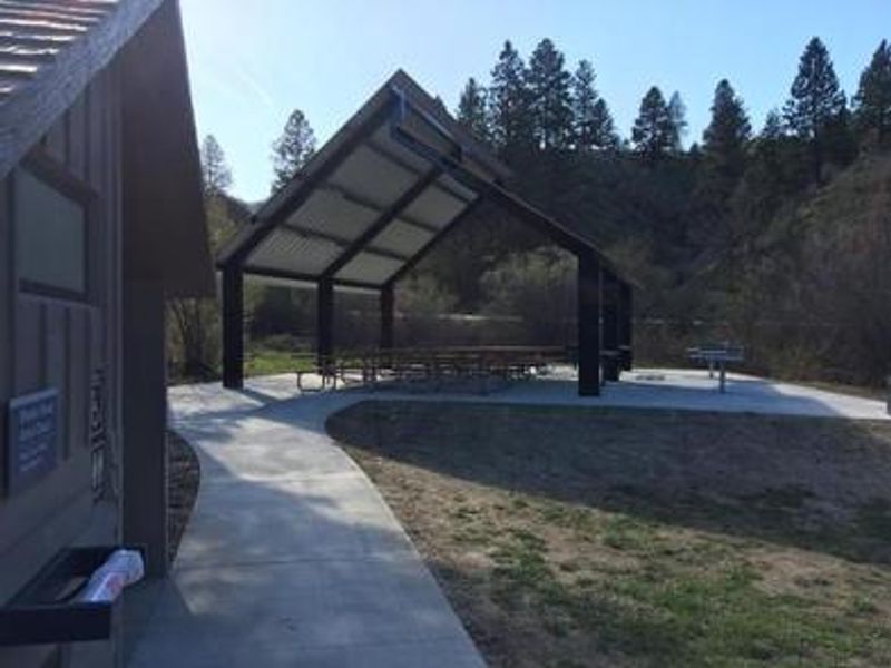 Shelter and Rest Room