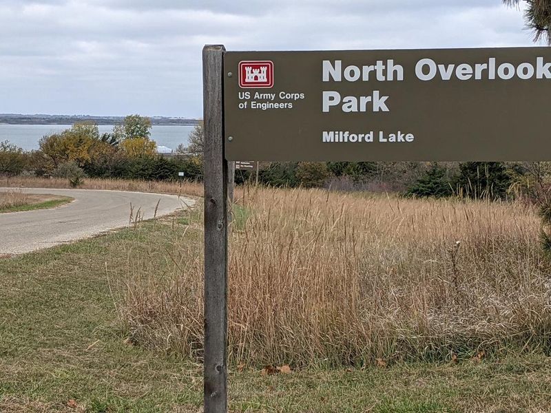 North Overlook Entrance Sign
