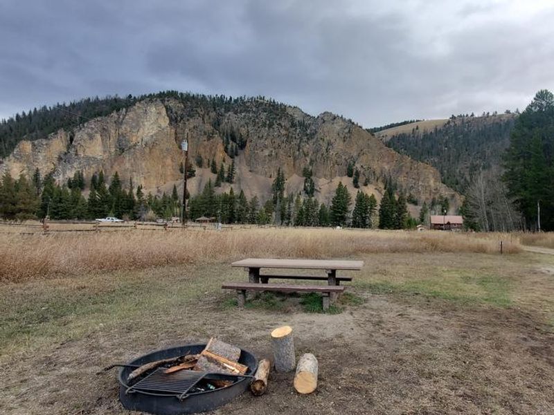 Campsite entrance sign