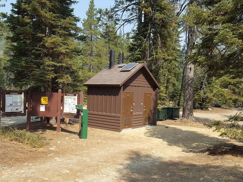 Diablo Restroom & Fee Station
