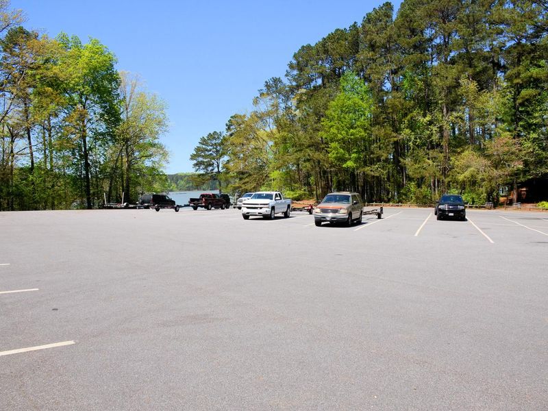 Galt's Ferry Boat Ramp Parking