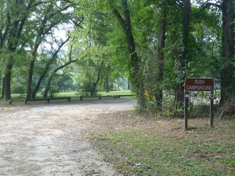 Rush Campground parking lot for walk-in tent sites.