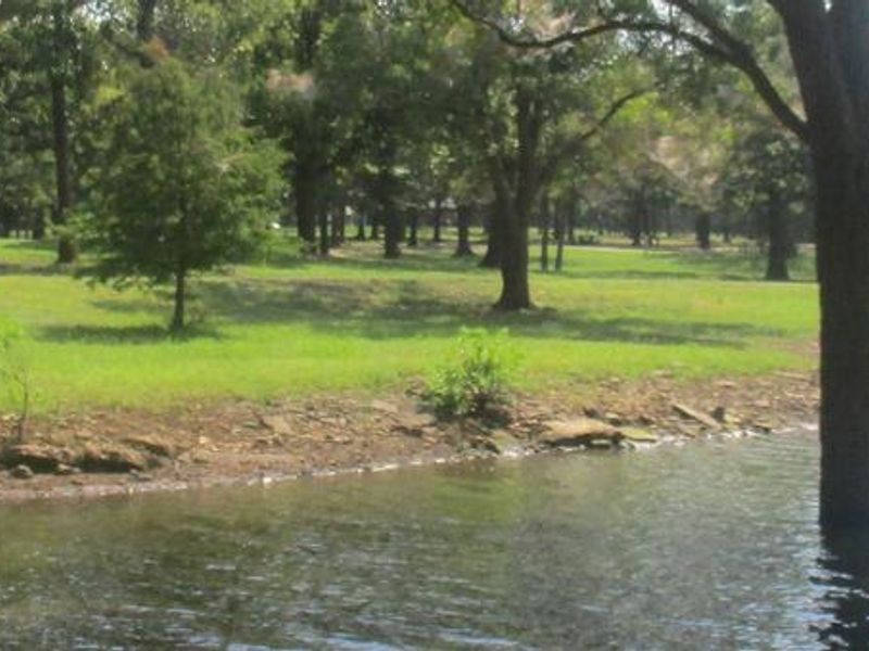 Flat Rock Creek is located on the west bank of Flat Rock Bay and offers easy access to the water and a great opportunity to view some amazing sunsets.