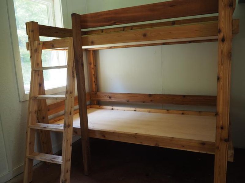 Deep Bay Cabin bunks