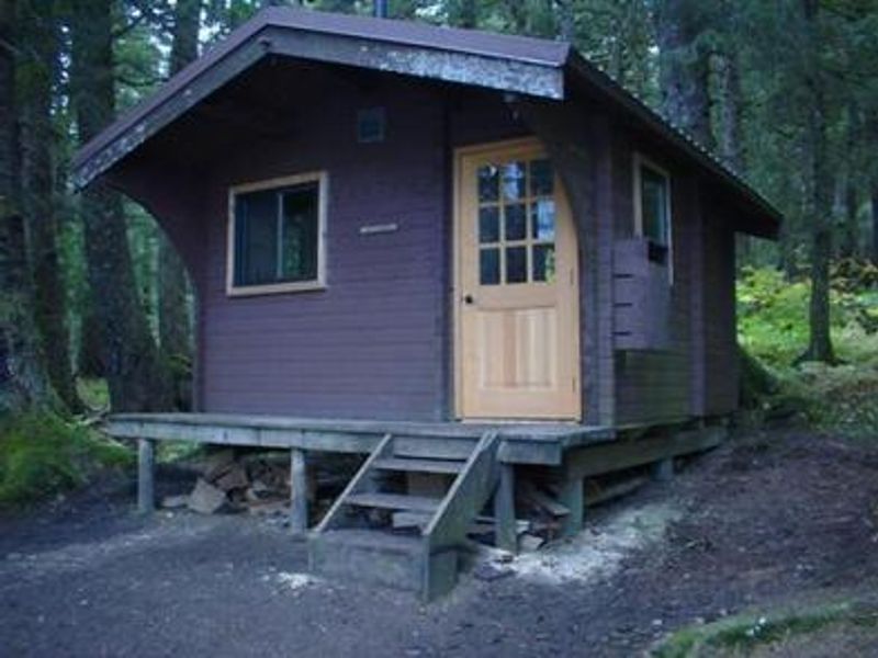 Young Lake (North) Cabin