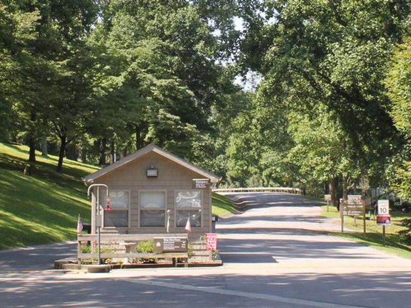Ragland Bottom Campground Entrance