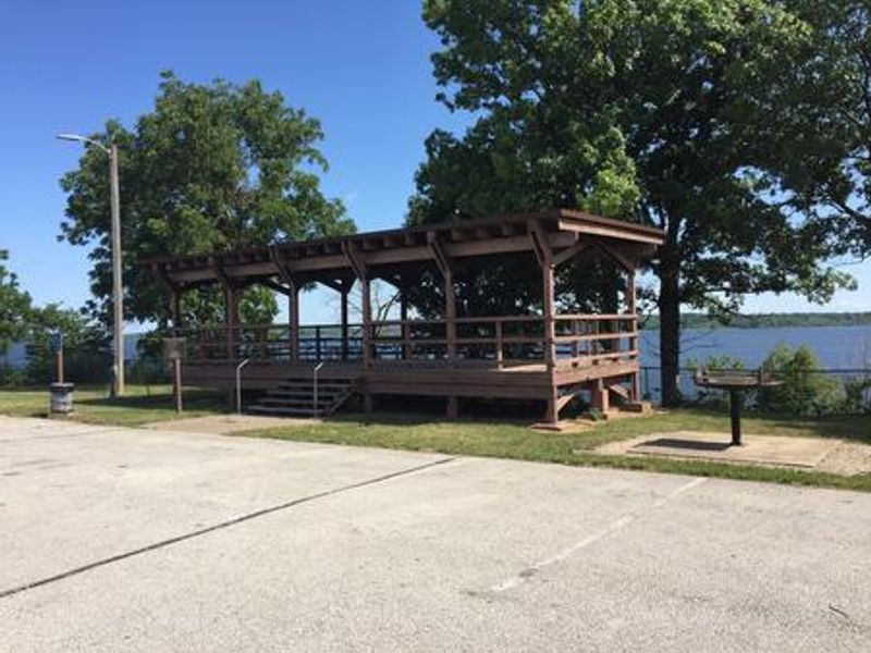 South Overlook Rectangle Shelter (IA)