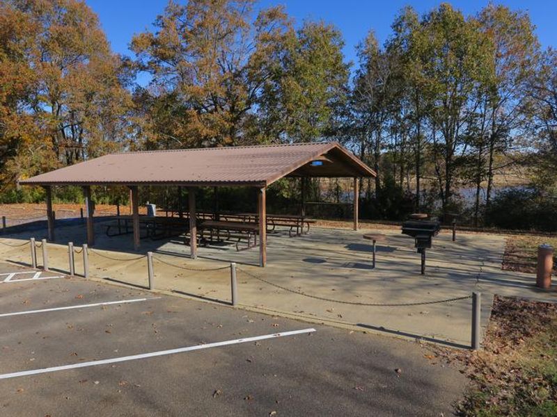 Wallace Creek Picnic Shelter 637