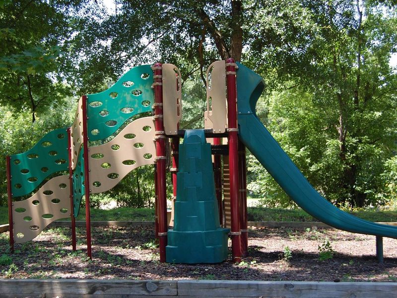 WHITE CLIFFS PLAYGROUND