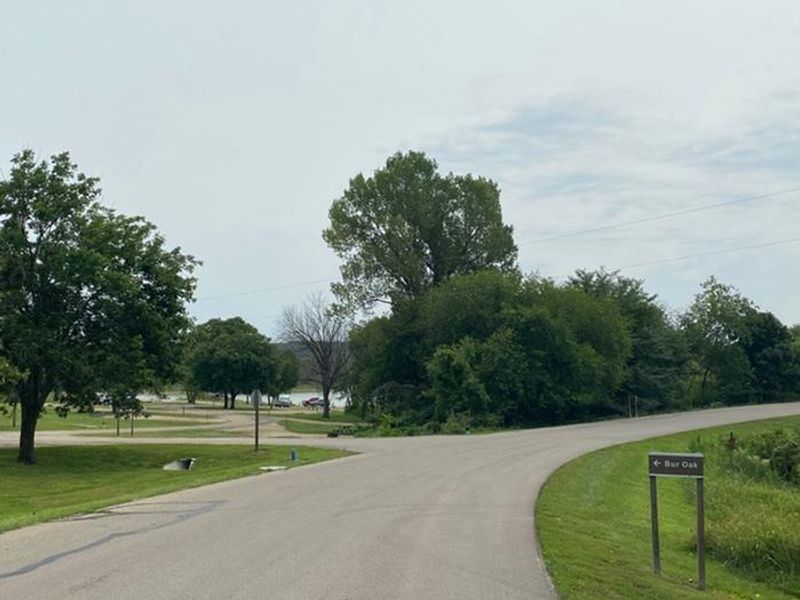 Entrance to Bur Oak Loop