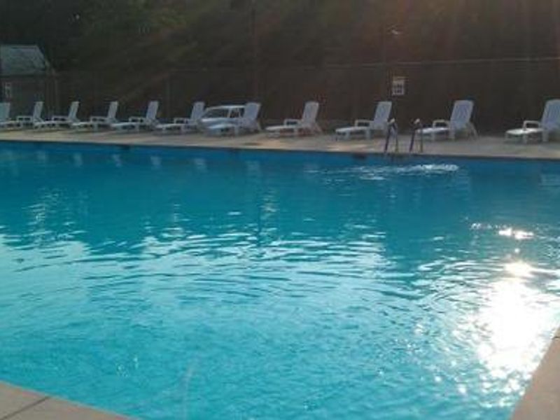 Sparkling water in the swimming pool at Bandy Creek Campground.