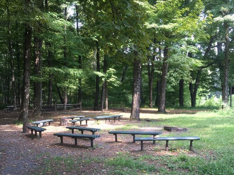 Located in the middle of the campground is a common area for groups to mingle or just sit and enjoy their surroundings. 