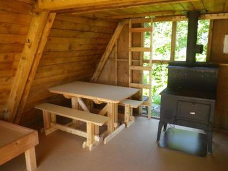 Twin Lakes Cabin (AK) interior