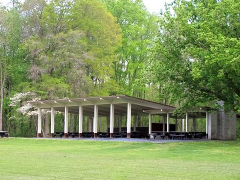 Large Pavilion, Frontside