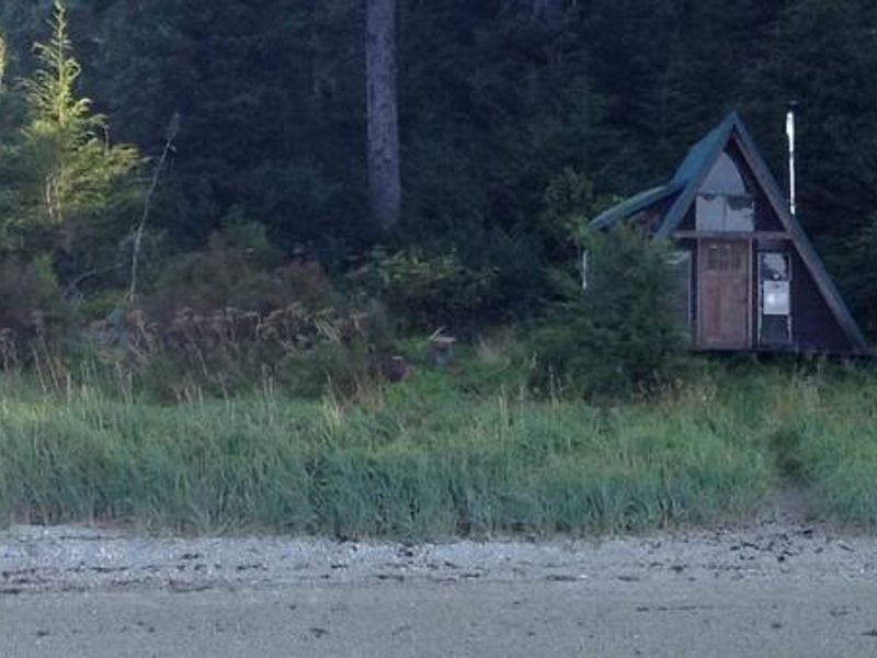 Piper Island Cabin